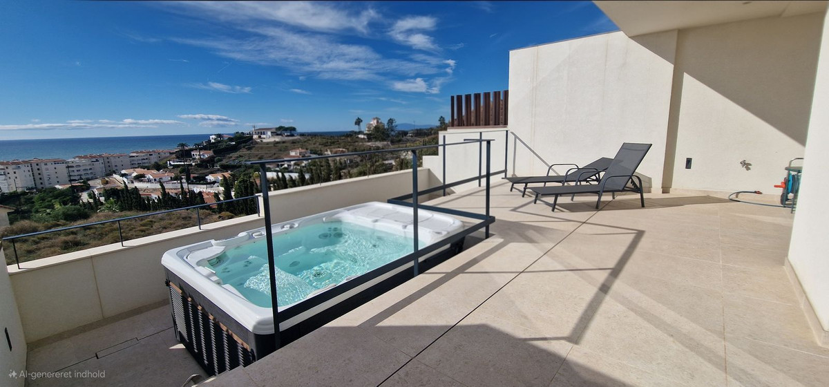 Huis te koop in Torrox Costa | 3 slaapkamers H5232133