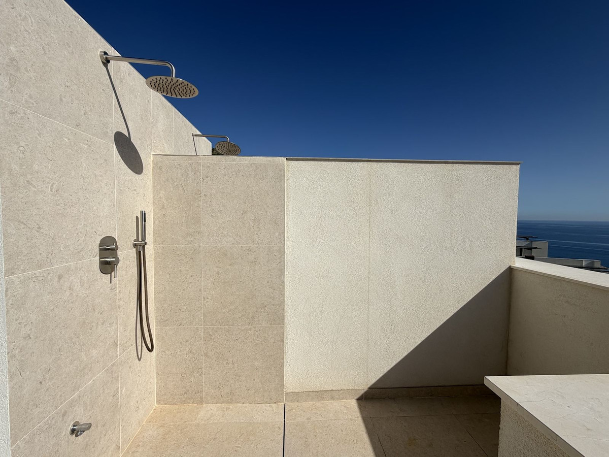 Huis te koop in Torrox Costa | 3 slaapkamers H5309893