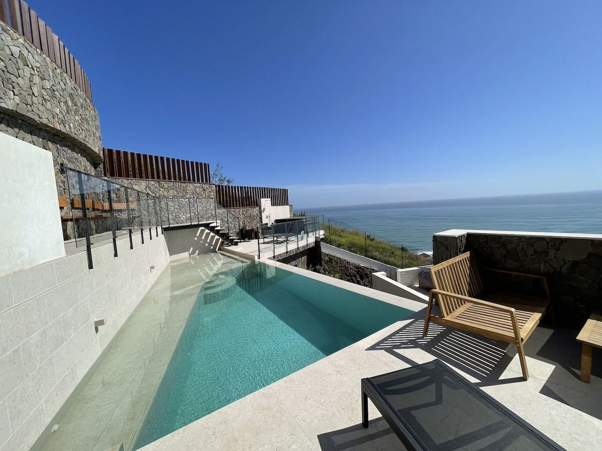Property main view 32
