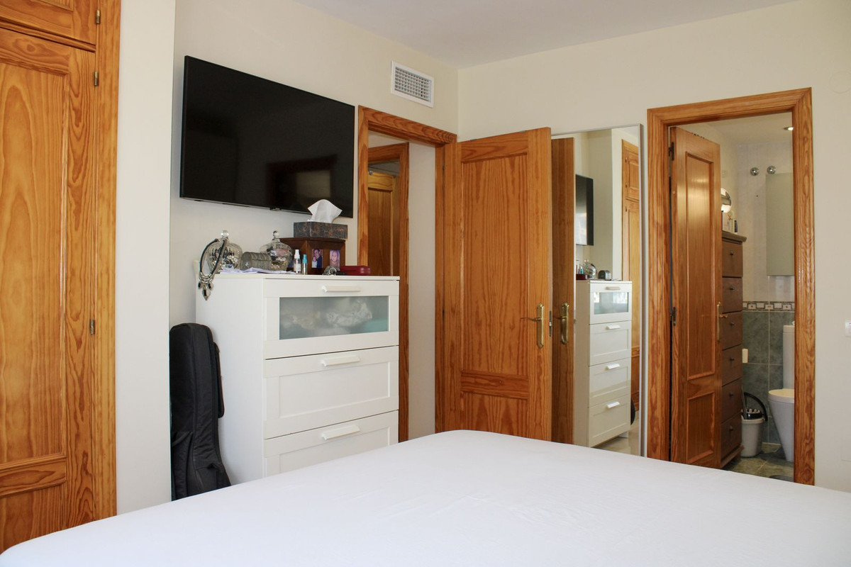 Appartement te koop in Torrox Costa | 2 slaapkamers H5409037