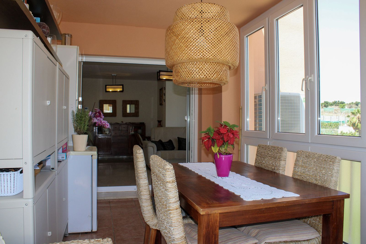 Appartement te koop in Torrox Costa | 2 slaapkamers H5409037