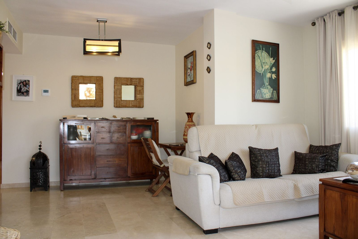 Appartement te koop in Torrox Costa | 2 slaapkamers H5409037