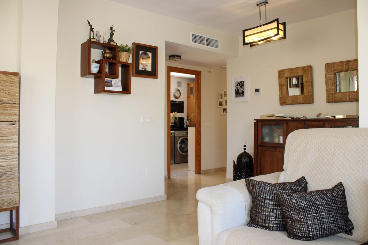 Appartement te koop in Torrox Costa | 2 slaapkamers H5409037