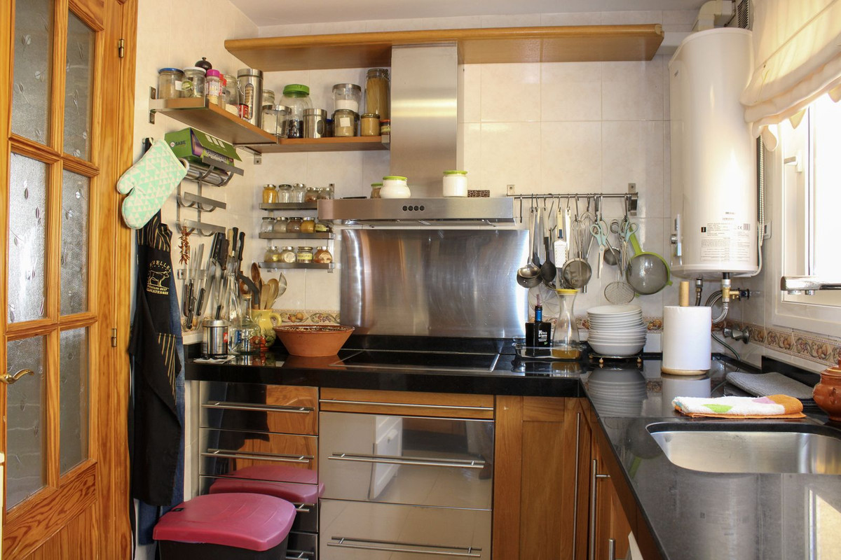 Appartement te koop in Torrox Costa | 2 slaapkamers H5409037