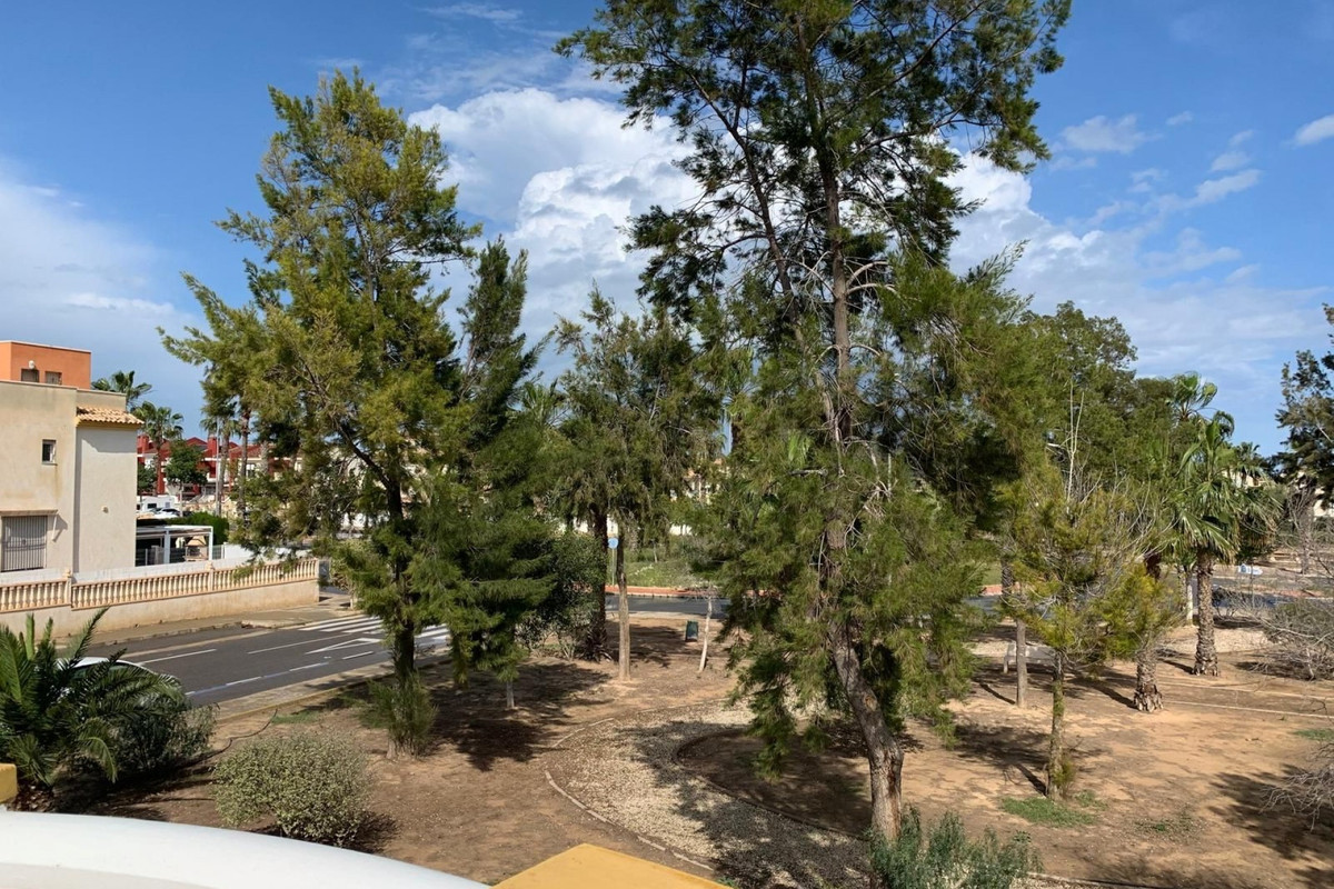 Huis te koop in Urbanización El Raso | 3 slaapkamers H5016631