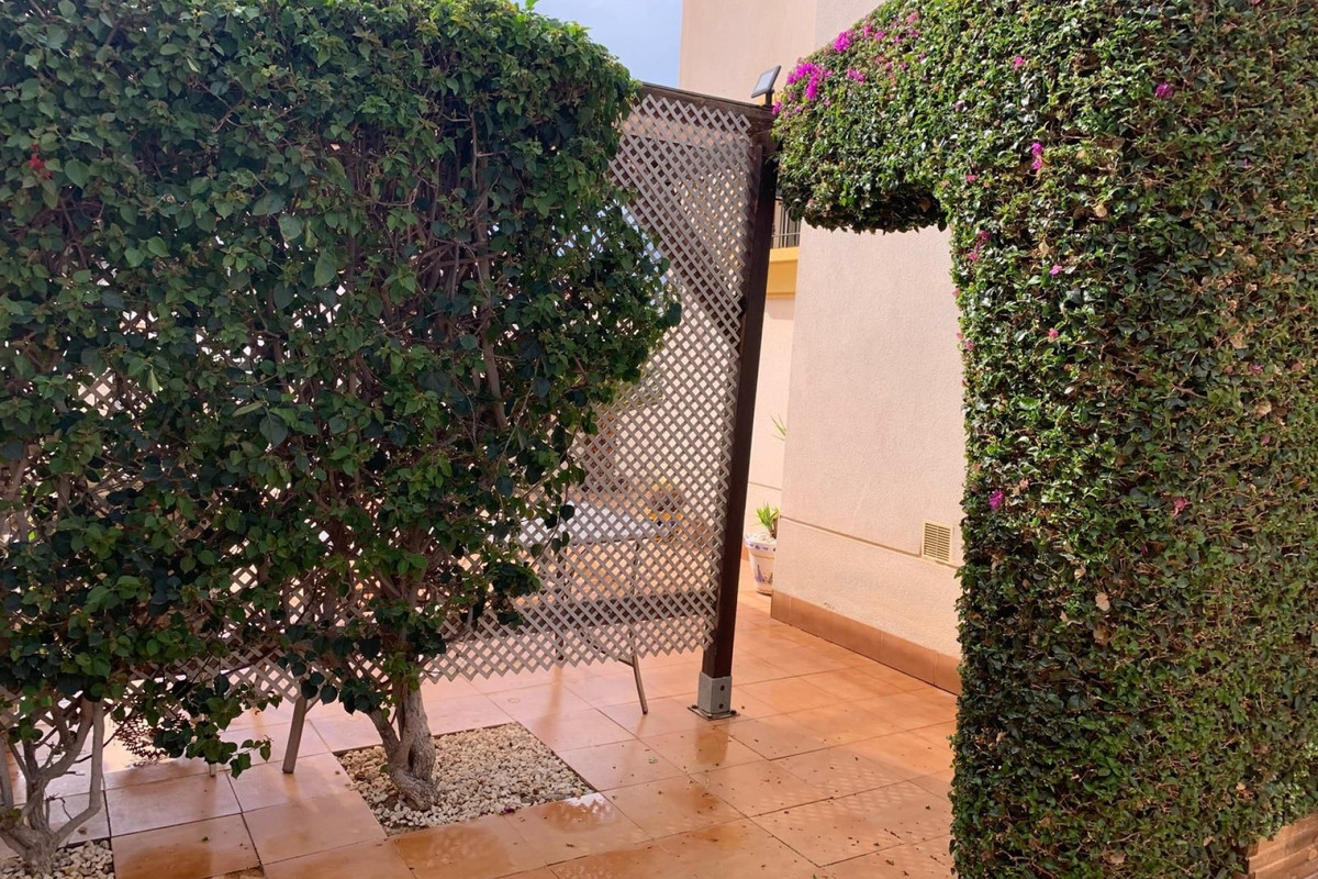 Huis te koop in Urbanización El Raso | 3 slaapkamers H5016631