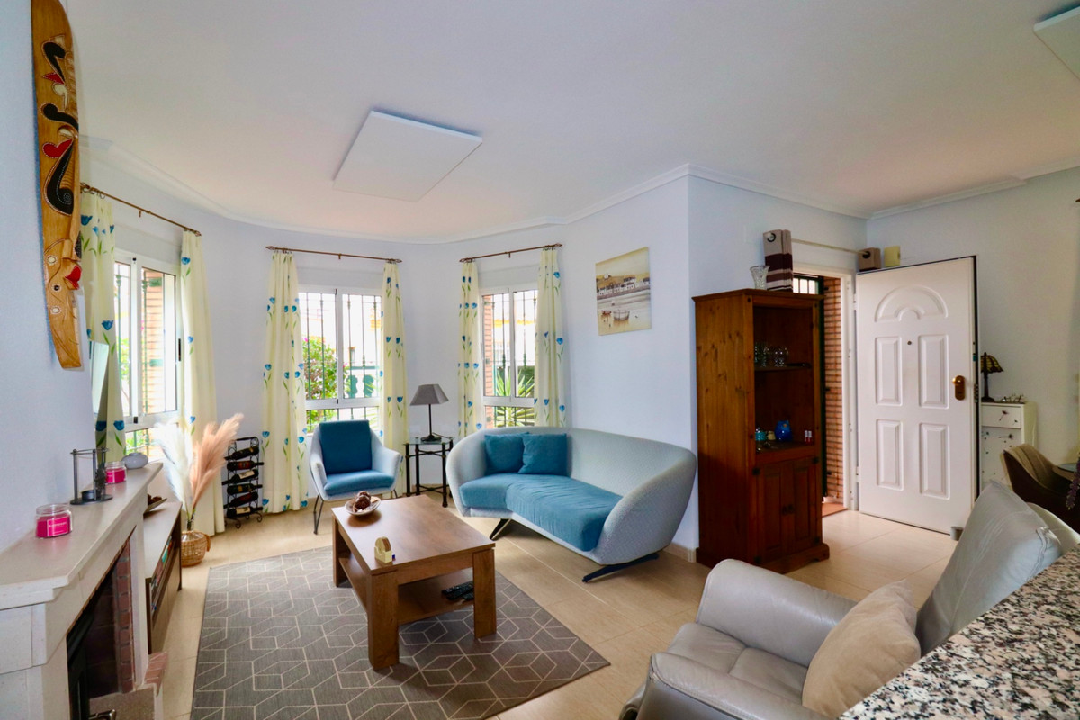 Huis te koop in Urbanización El Raso | 2 slaapkamers H5251567