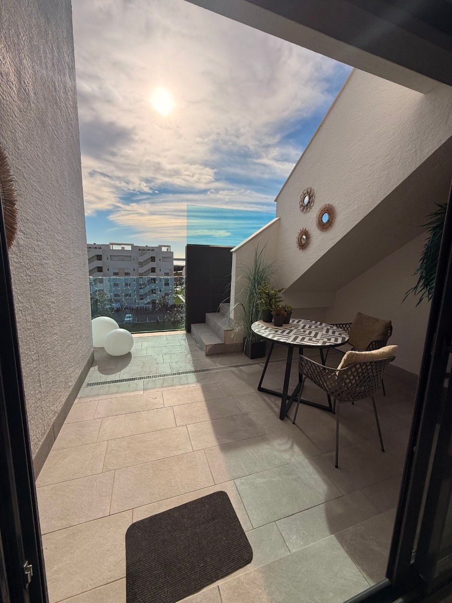 Appartement te koop in Urbanización El Raso | 2 slaapkamers H5256550