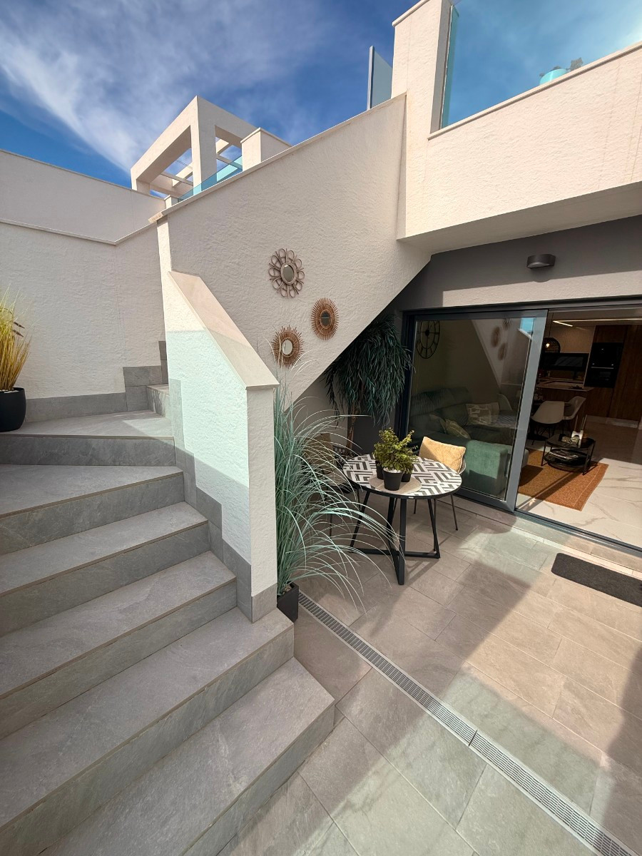 Appartement te koop in Urbanización El Raso | 2 slaapkamers H5256550