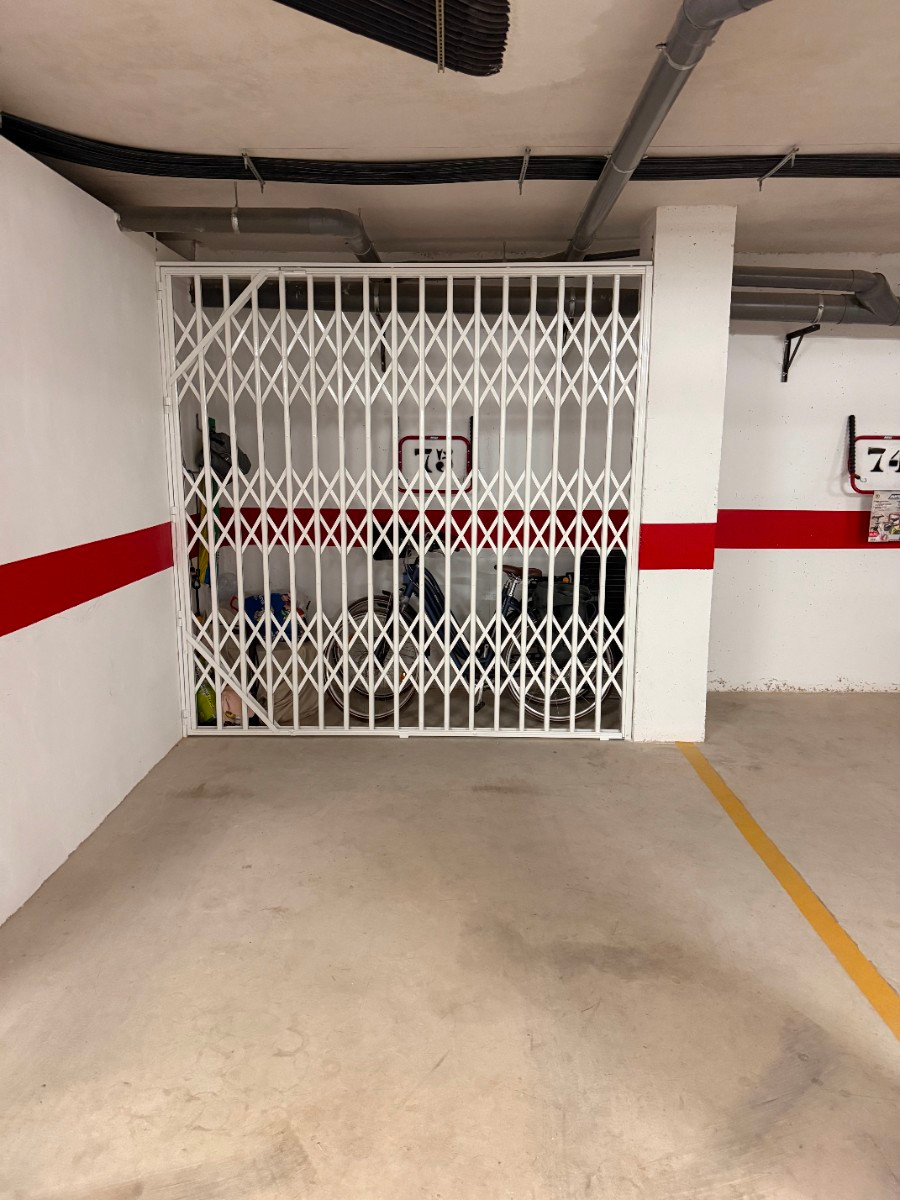 Appartement te koop in Urbanización El Raso | 2 slaapkamers H5256550