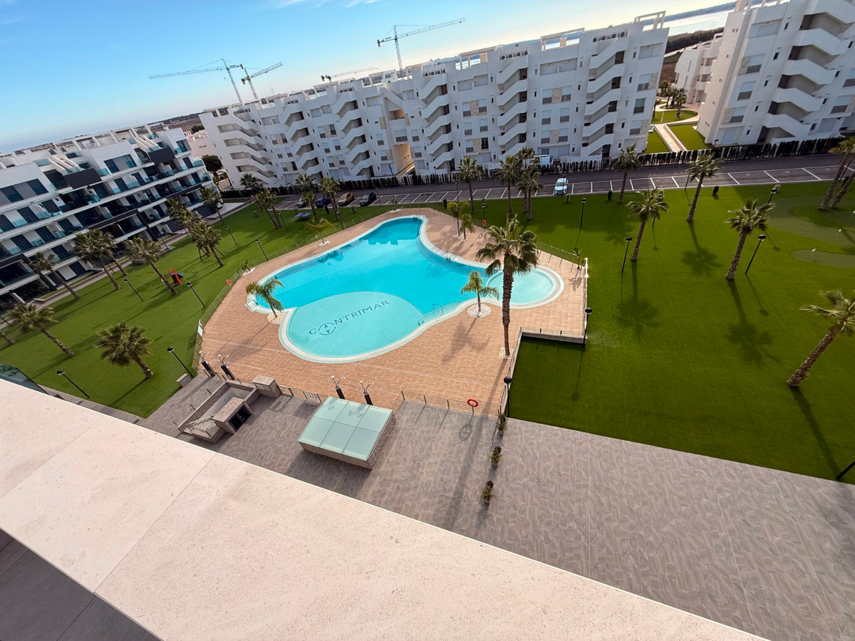 Appartement te koop in Urbanización El Raso | 2 slaapkamers H5256550