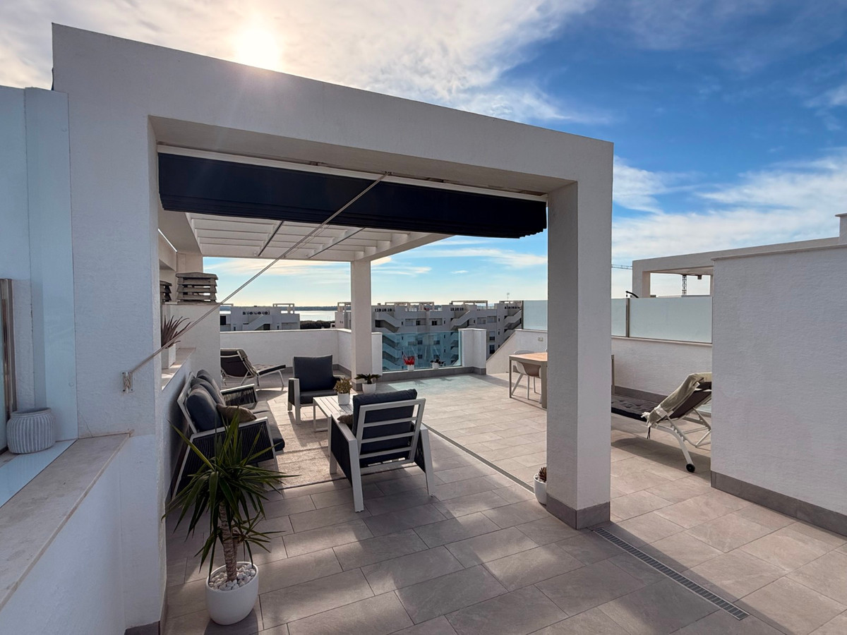 Appartement te koop in Urbanización El Raso | 2 slaapkamers H5256550