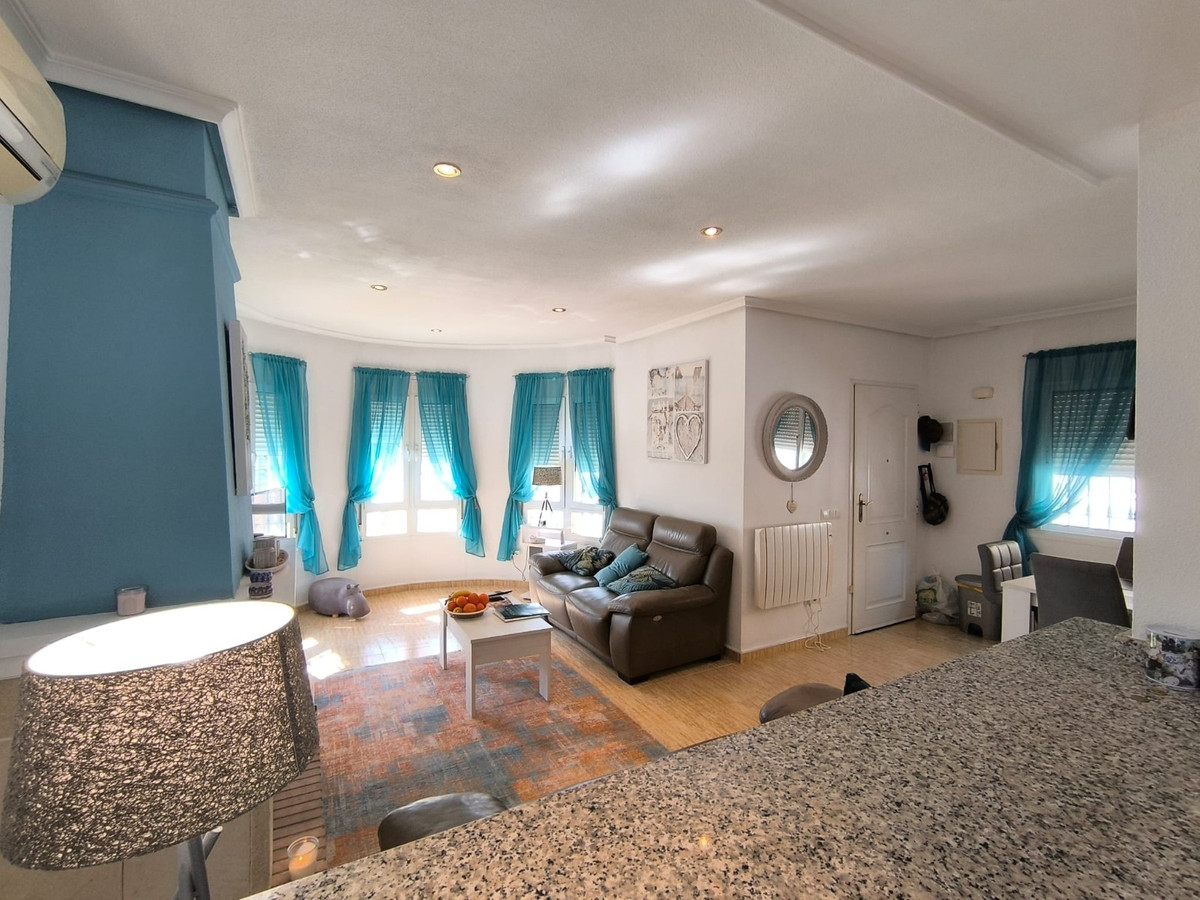 Huis te koop in Urbanización El Raso | 3 slaapkamers H5341195