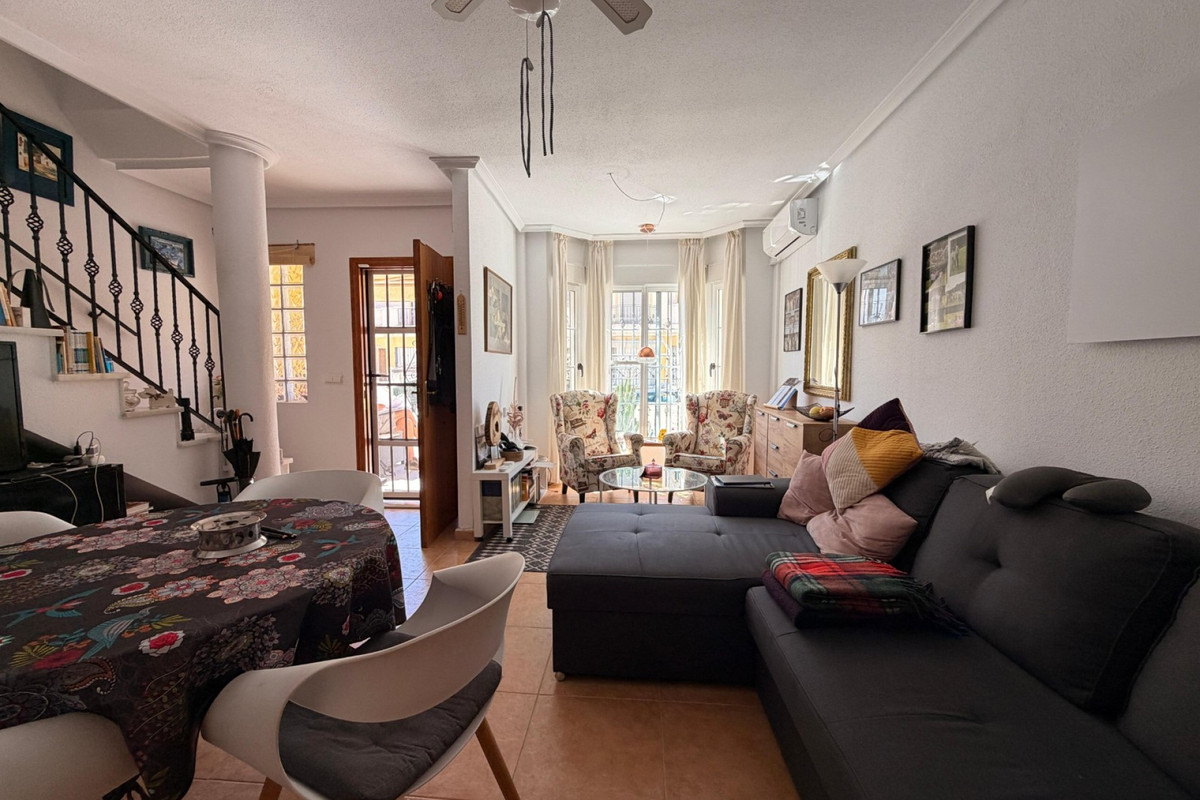 Huis te koop in Urbanización El Raso | 3 slaapkamers H5359141