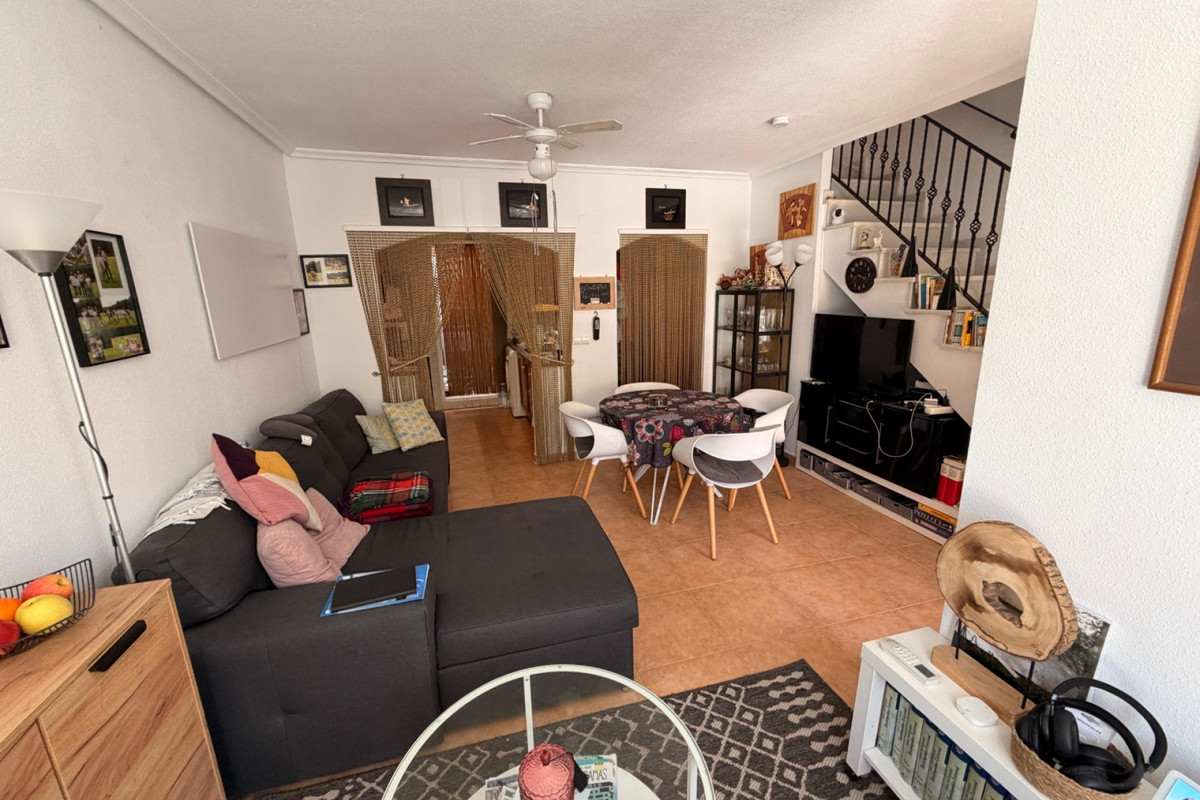 Huis te koop in Urbanización El Raso | 3 slaapkamers H5359141