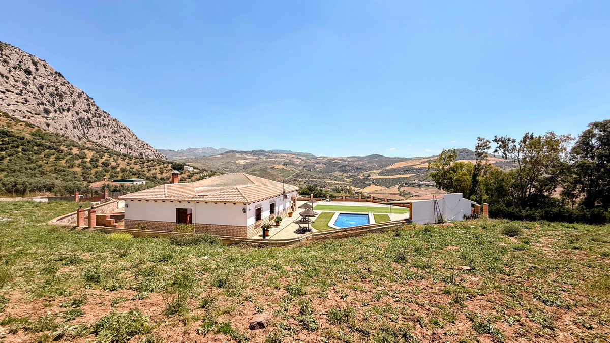 Huis te koop in Valle de Abdalajis | 4 slaapkamers H5141206