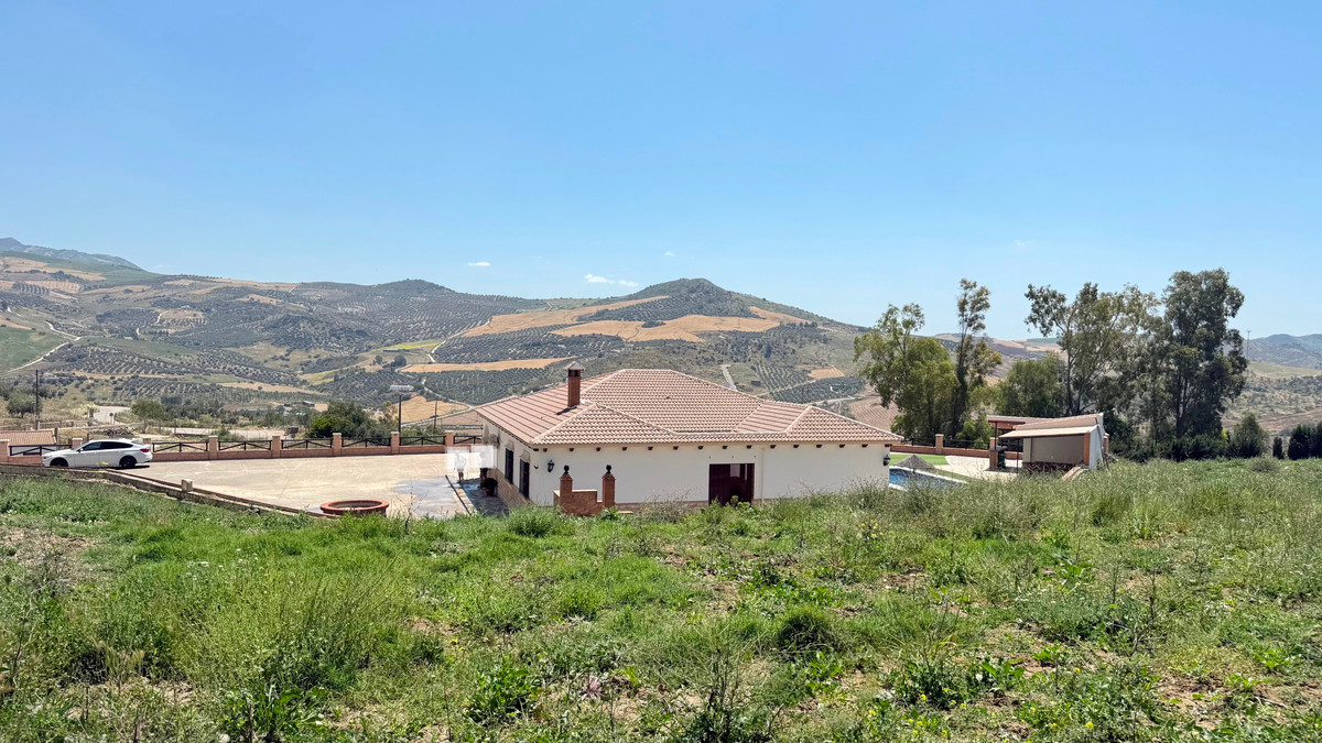 Huis te koop in Valle de Abdalajis | 4 slaapkamers H5141206