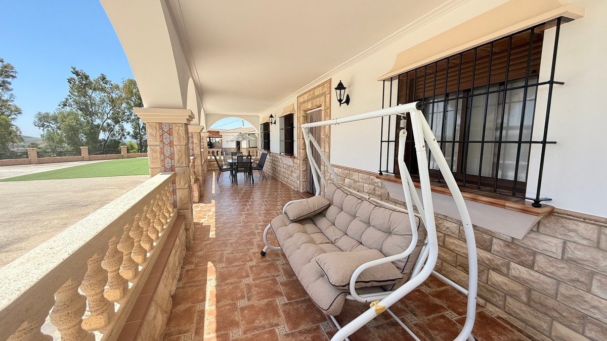 Huis te koop in Valle de Abdalajis | 4 slaapkamers H5141206