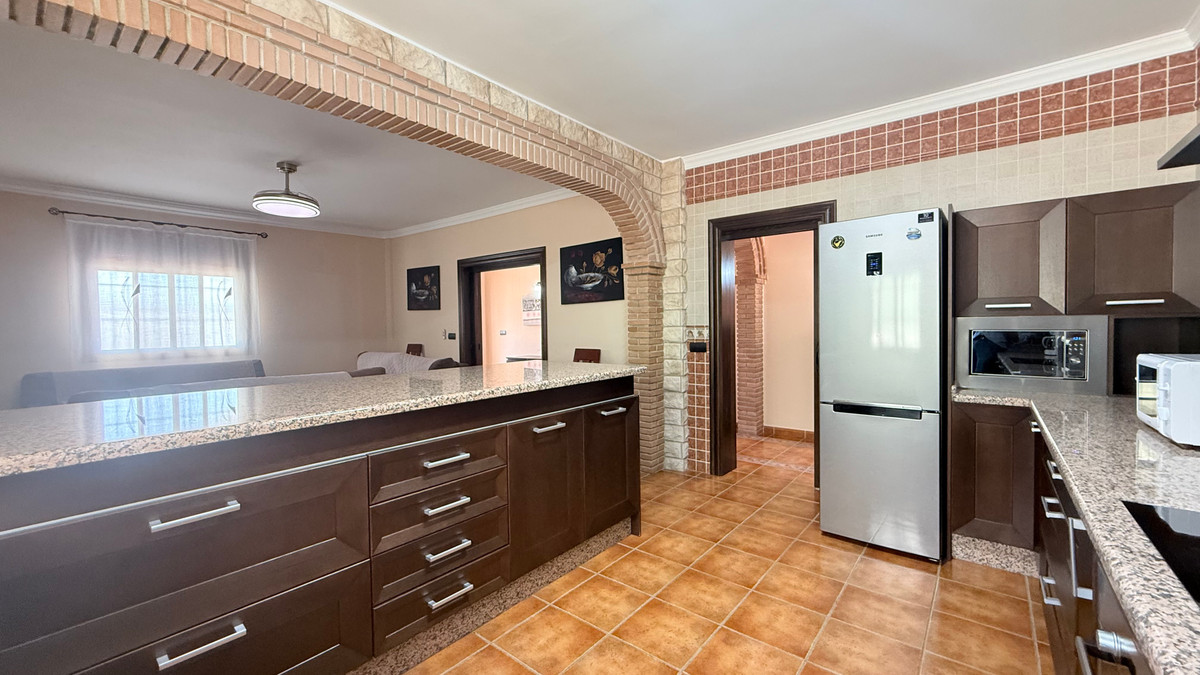 Huis te koop in Valle de Abdalajis | 4 slaapkamers H5141206