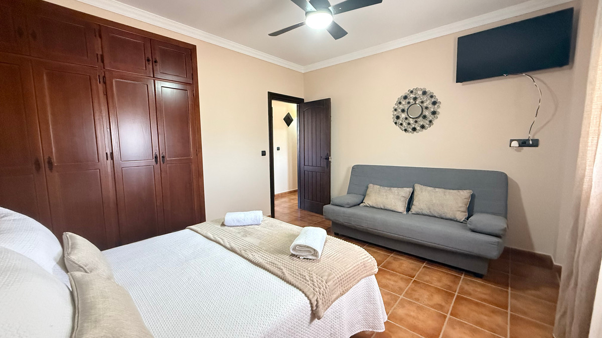 Huis te koop in Valle de Abdalajis | 4 slaapkamers H5141206