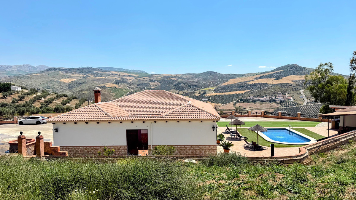 Huis te koop in Valle de Abdalajis | 4 slaapkamers H5141206