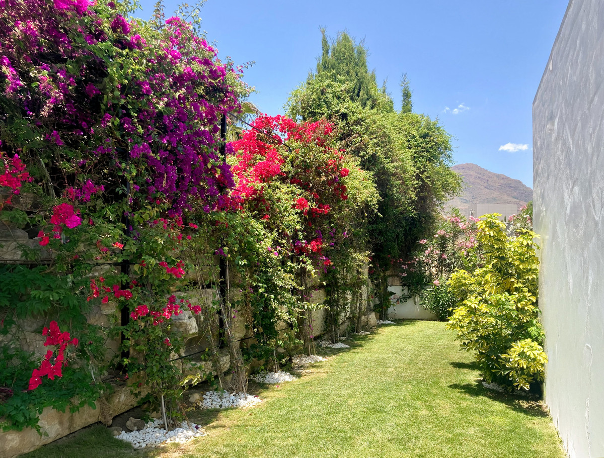 Huis te koop in Valle Romano | 3 slaapkamers H5204980