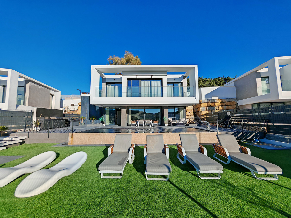 Huis te koop in Valle Romano | 4 slaapkamers H5248060