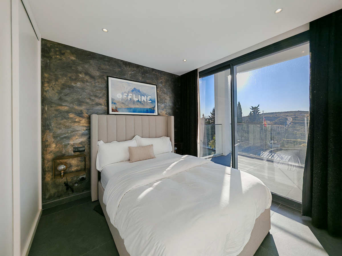 Huis te koop in Valle Romano | 4 slaapkamers H5248060