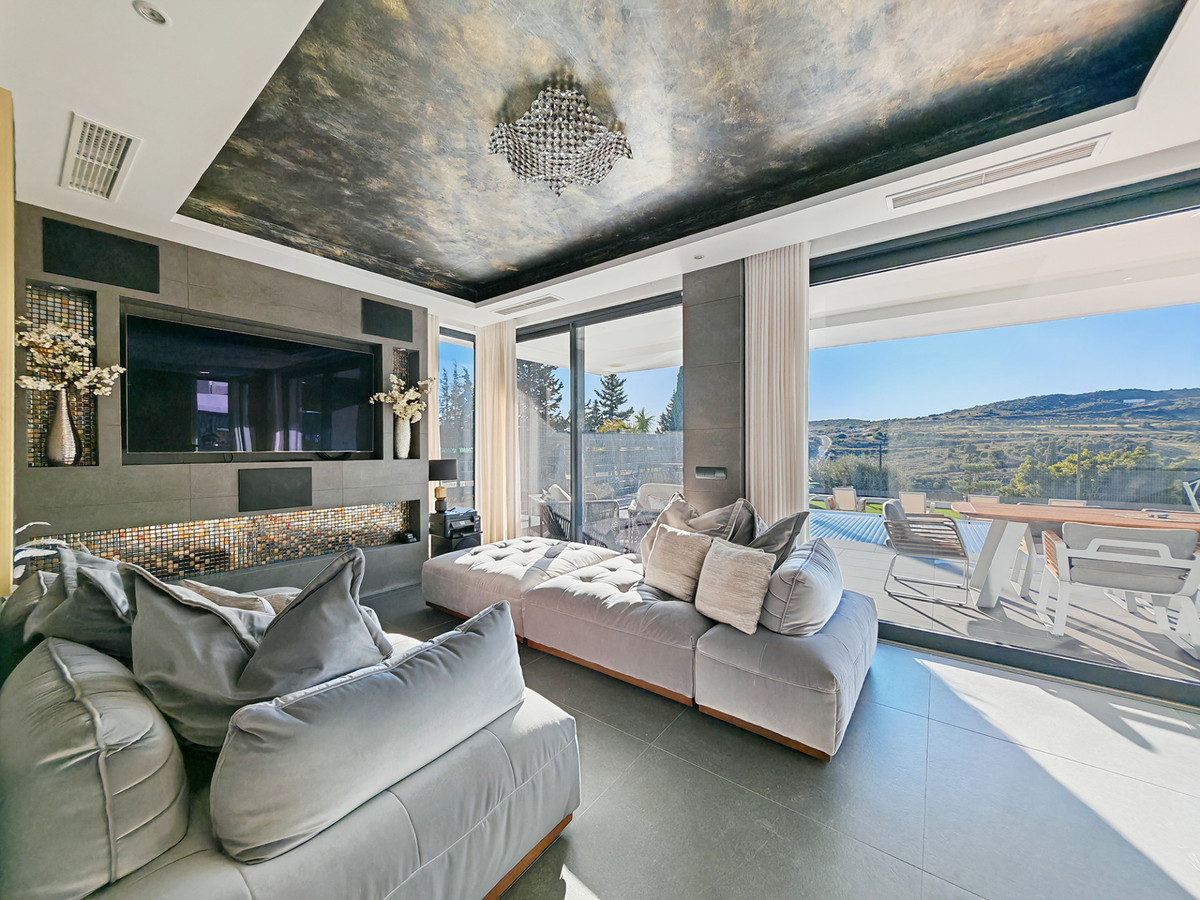 Huis te koop in Valle Romano | 4 slaapkamers H5248060