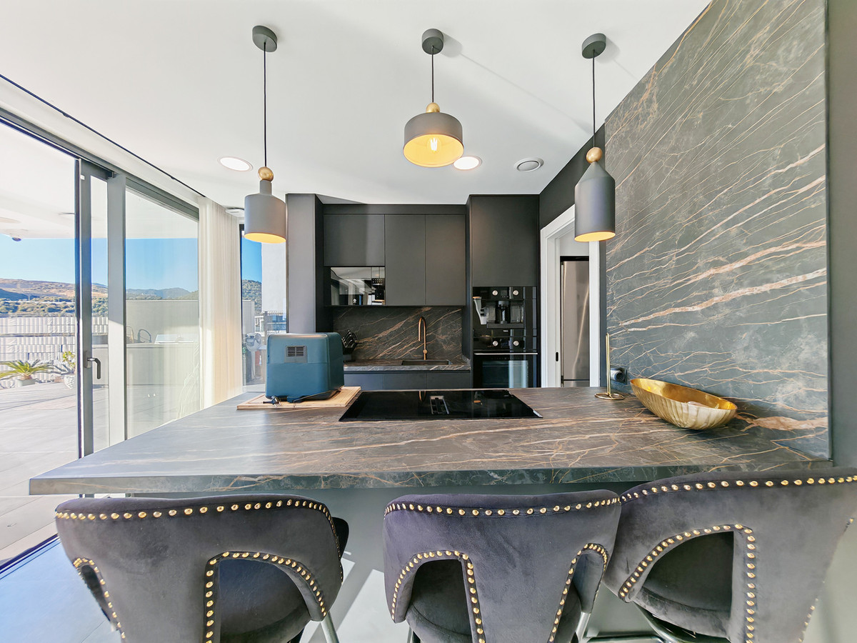 Huis te koop in Valle Romano | 4 slaapkamers H5248060