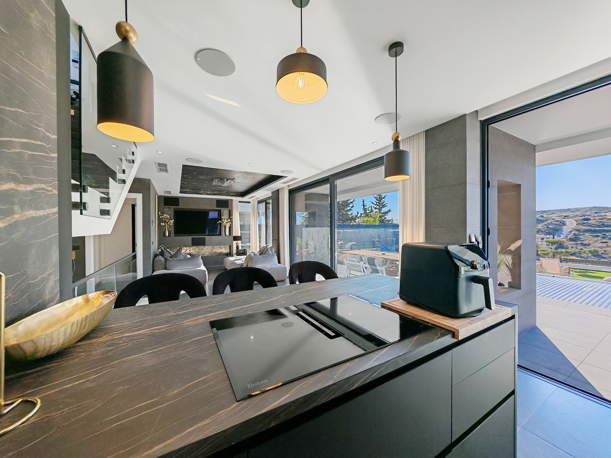 Huis te koop in Valle Romano | 4 slaapkamers H5248060