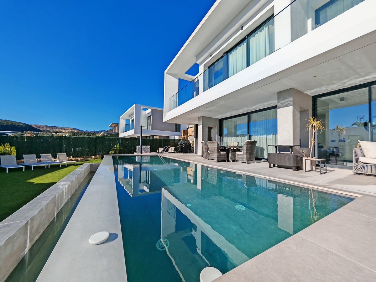 Huis te koop in Valle Romano | 4 slaapkamers H5249344