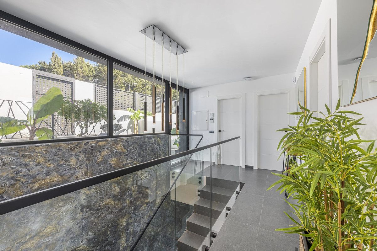 Property main view 32