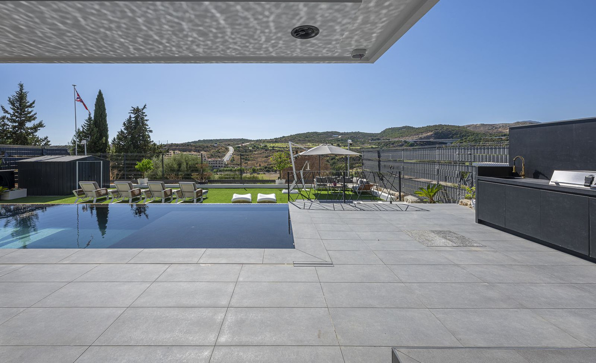 Property main view 44