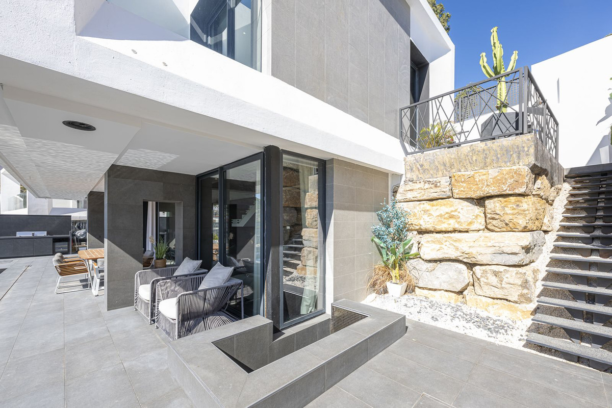 Property main view 46