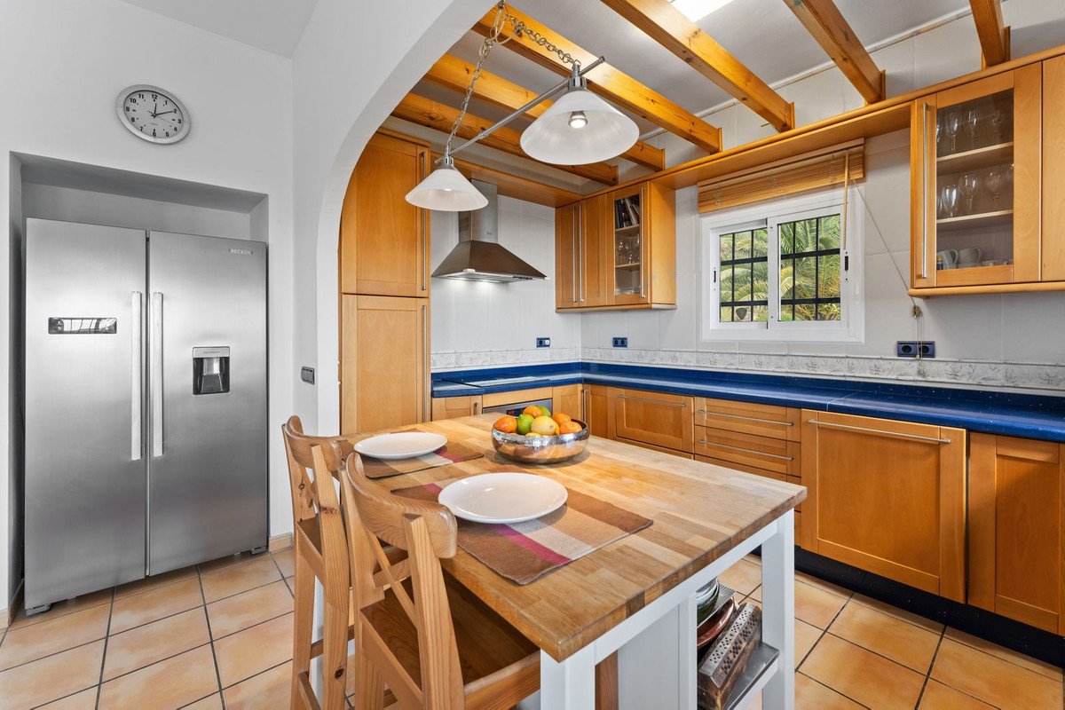 Huis te koop in Valtocado | 4 slaapkamers H5002156