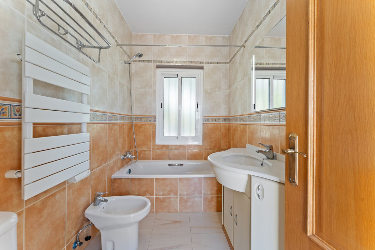 Huis te koop in Valtocado | 4 slaapkamers H5002156
