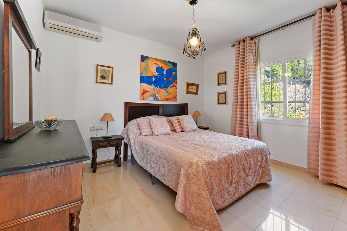 Huis te koop in Valtocado | 4 slaapkamers H5002156
