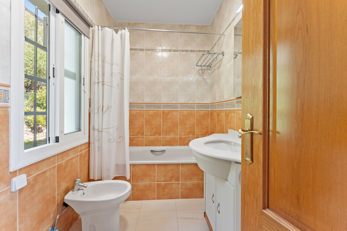 Huis te koop in Valtocado | 4 slaapkamers H5002156