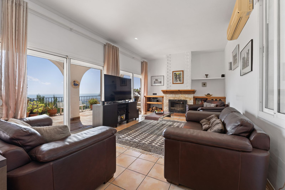 Huis te koop in Valtocado | 4 slaapkamers H5002156