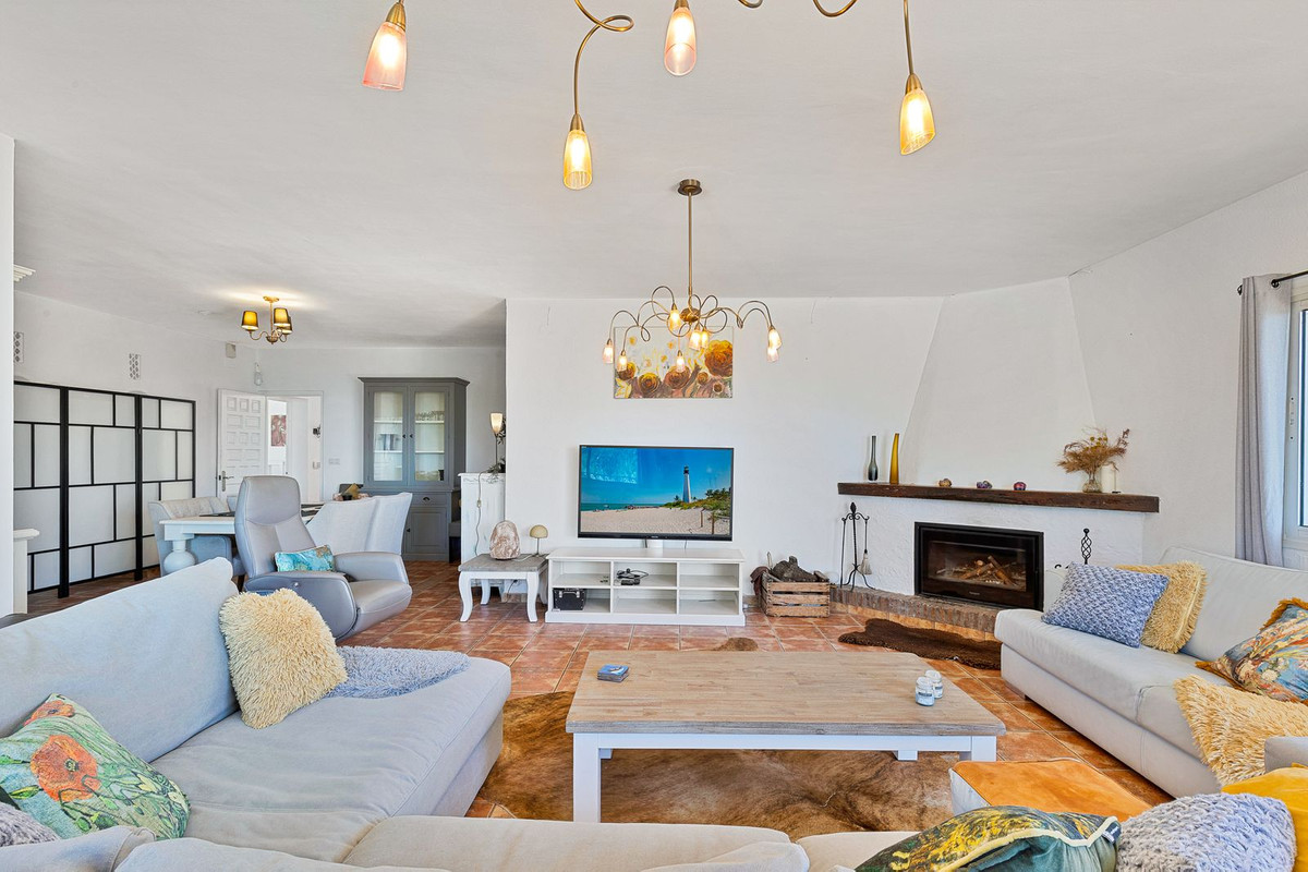 Huis te koop in Valtocado | 4 slaapkamers H5045359