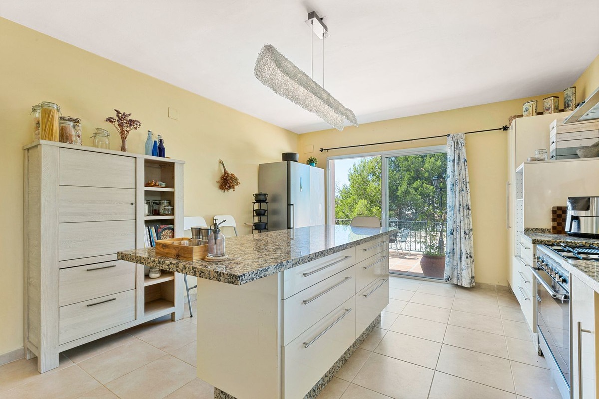 Huis te koop in Valtocado | 4 slaapkamers H5045359