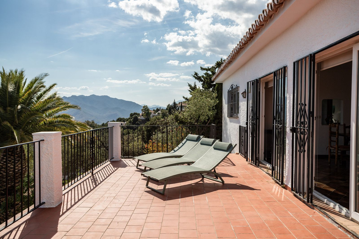Huis te koop in Valtocado | 4 slaapkamers H5072971
