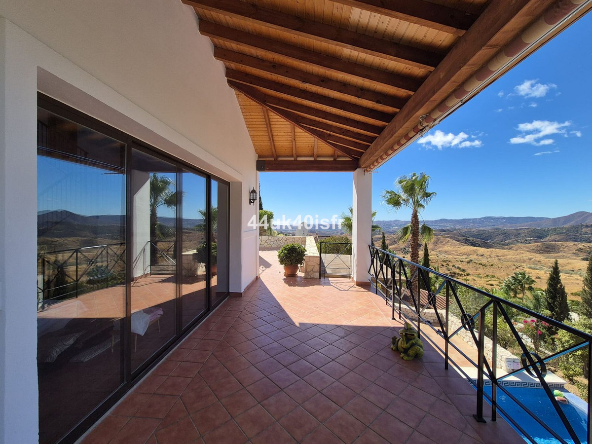 Huis te koop in Valtocado | 4 slaapkamers H5199463