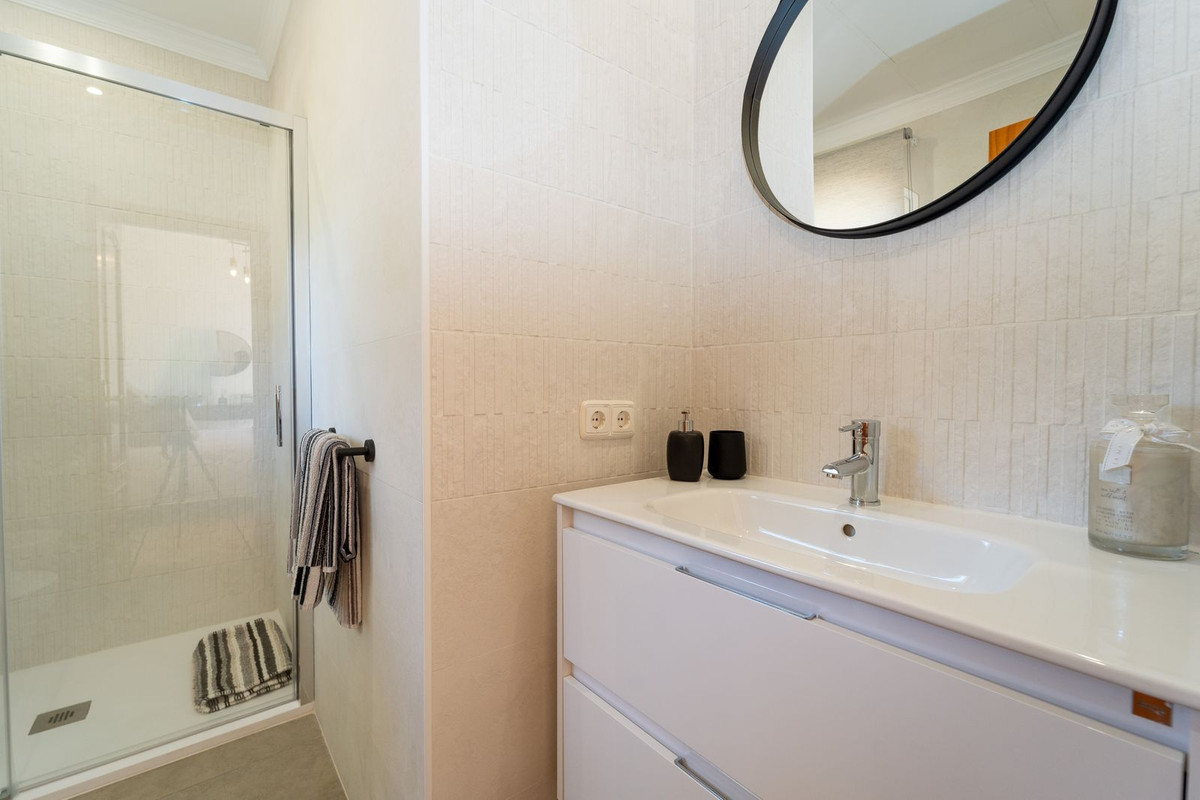 Property main view 64