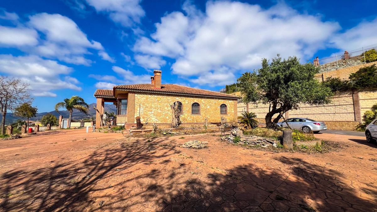 Property main view 4