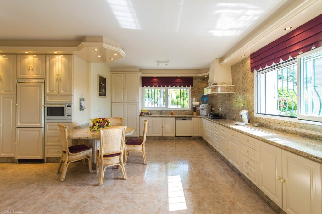 Huis te koop in Valtocado | 4 slaapkamers H5360779