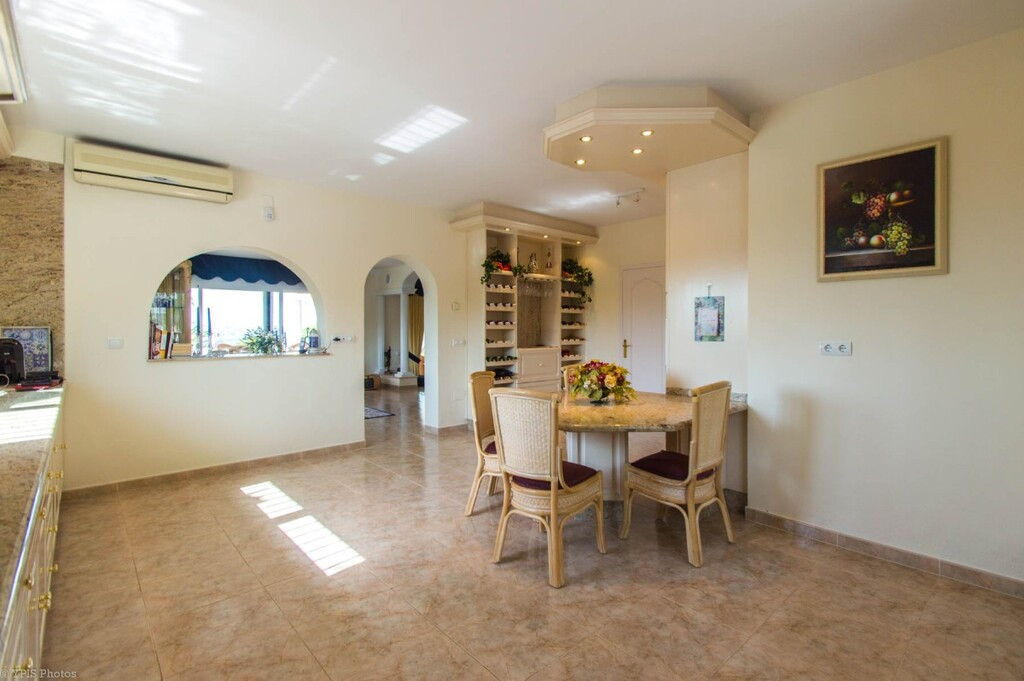 Huis te koop in Valtocado | 4 slaapkamers H5360779
