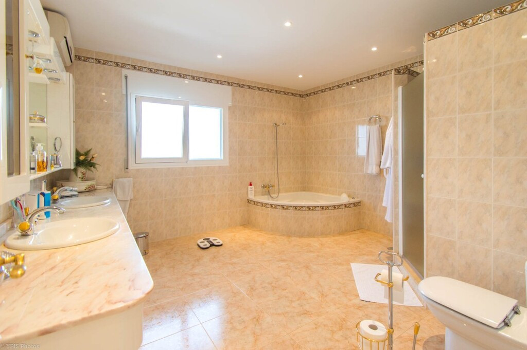 Huis te koop in Valtocado | 4 slaapkamers H5360779