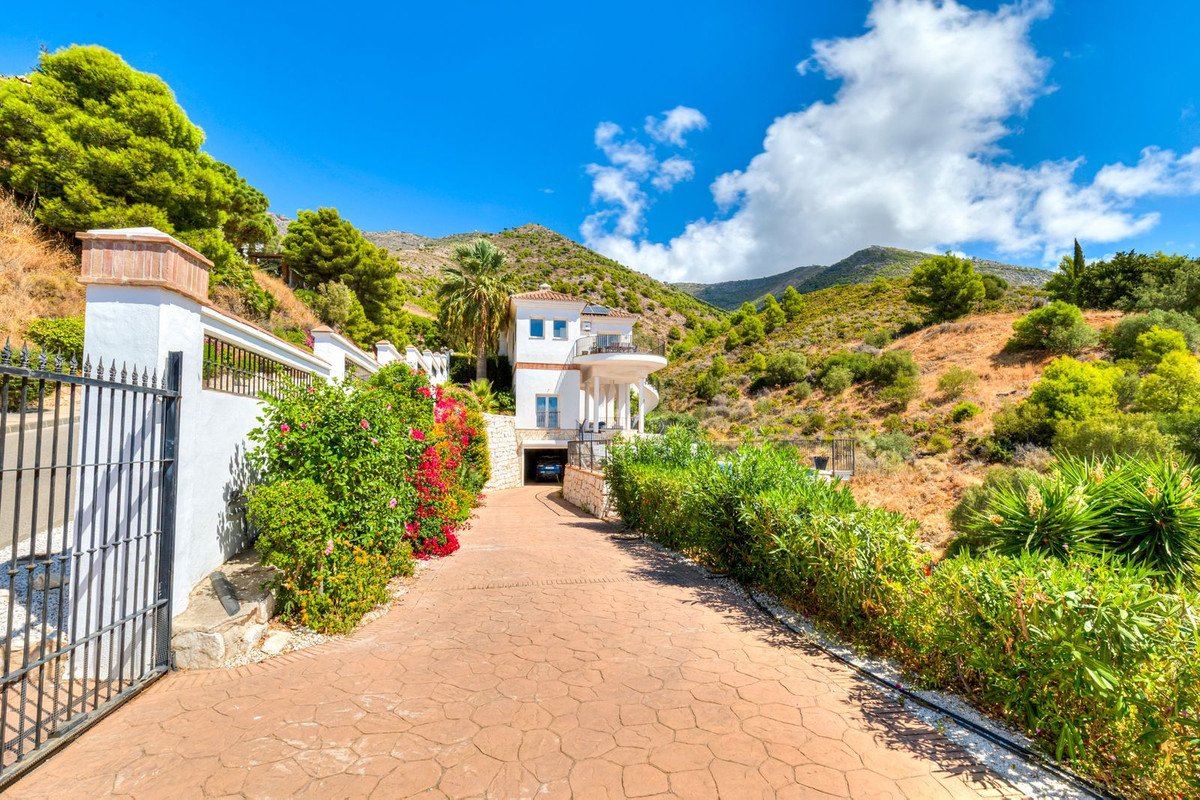 Property main view 50